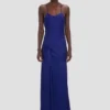 Abito drappeggiato con spalline in indaco brillante Abito drappeggiato con spalline in indaco brillante