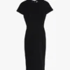 Abito t-shirt aderente in nero Abito t-shirt aderente in nero