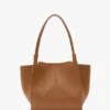 Borsa tote The Victoria in pelle marrone chiaro Borsa tote The Victoria in pelle marrone chiaro