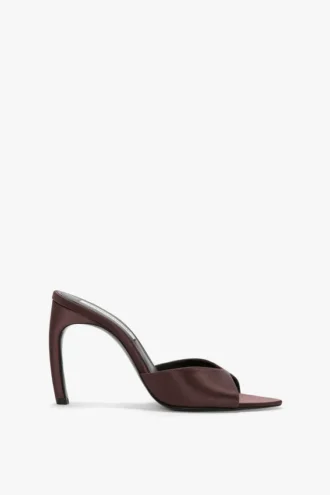 Mule Harlow 100 in raso marrone