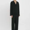 Pigiama con monogramma VB in nero Pigiama con monogramma VB in nero