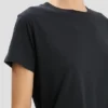 T-shirt dal taglio aderente in blu navy T-shirt dal taglio aderente in blu navy