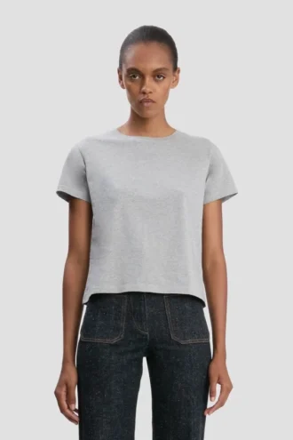 T-shirt dal taglio aderente in grigio melange